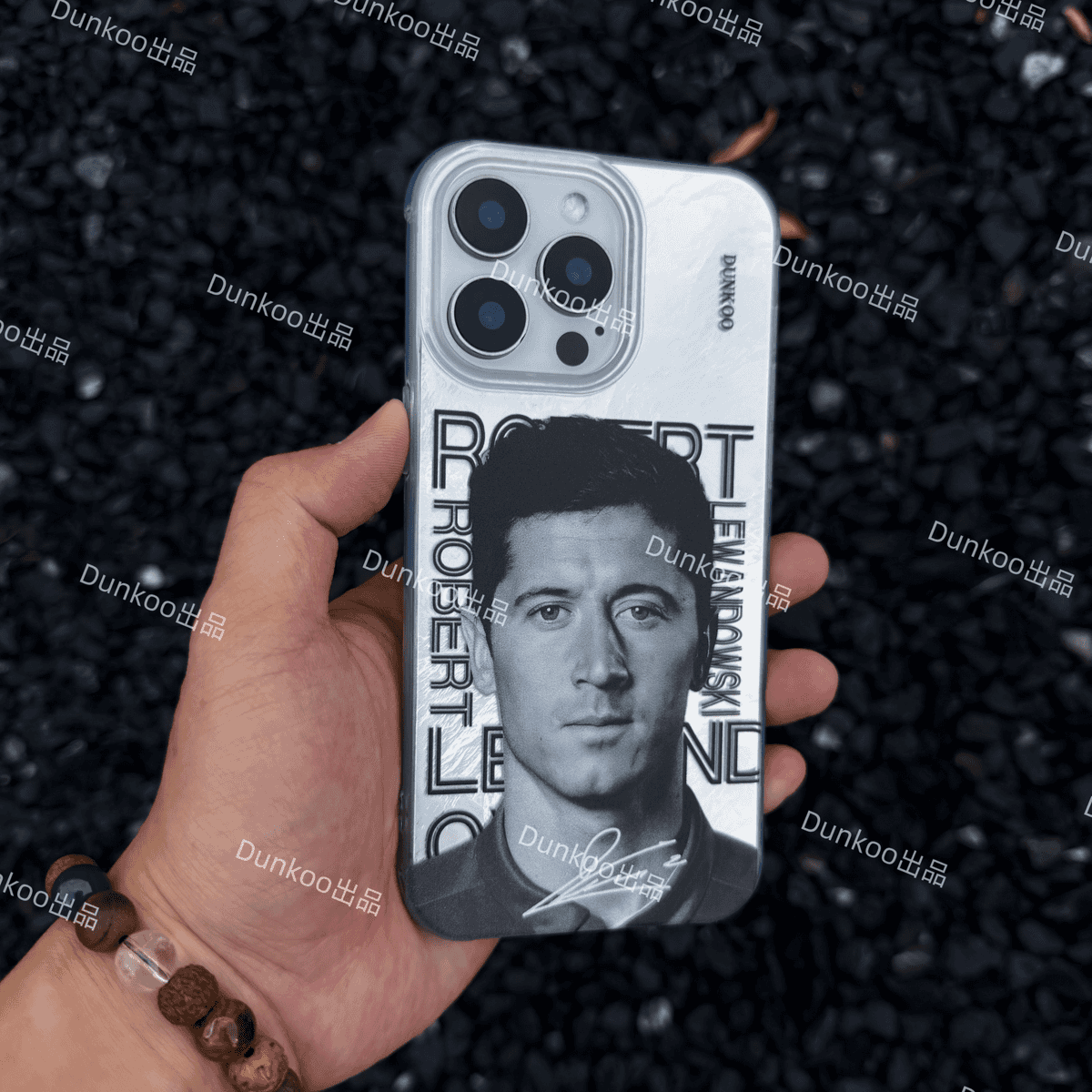 Robert Lewandowski – The Goal Machine iPhone Case