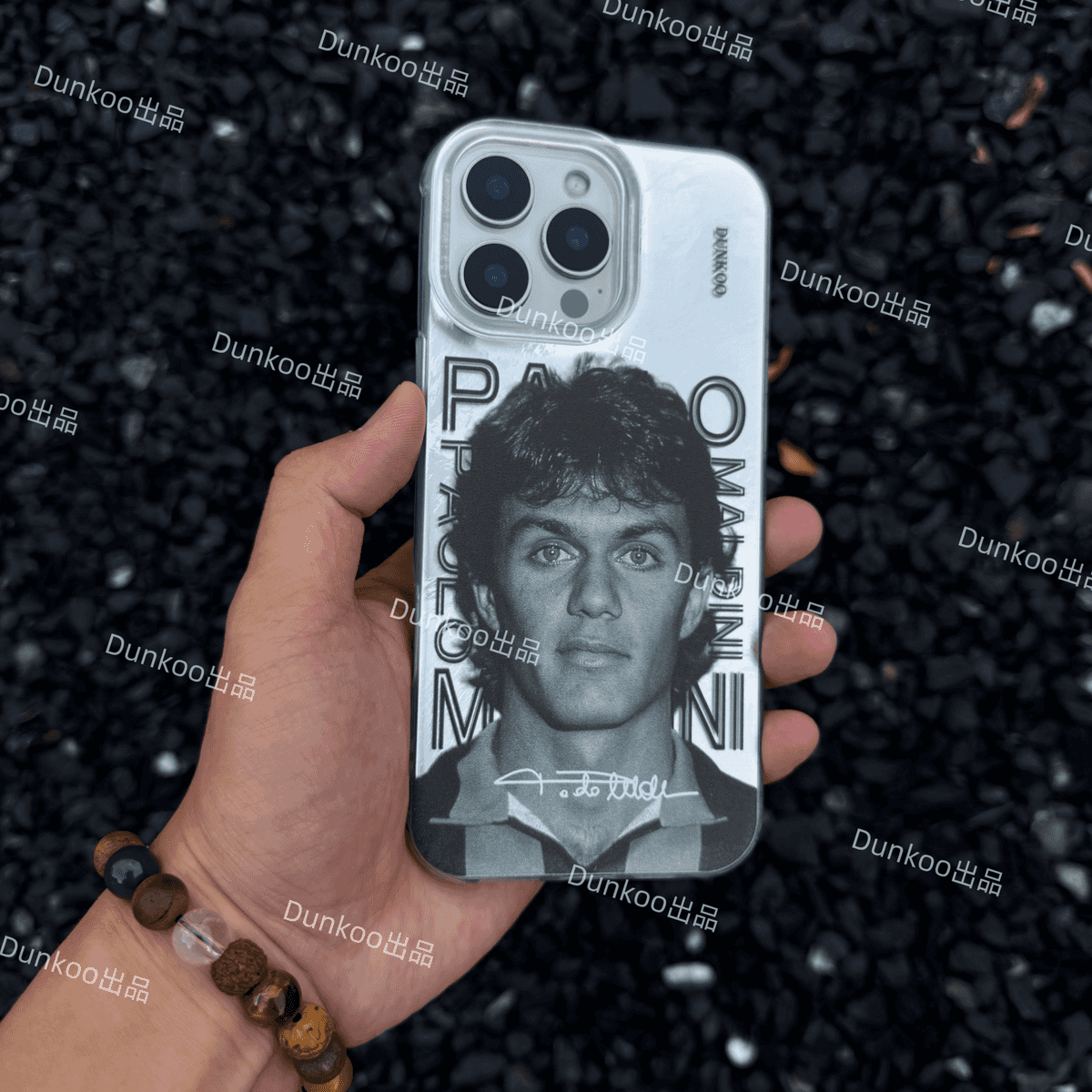 Paolo Maldini – The Legend iPhone Case