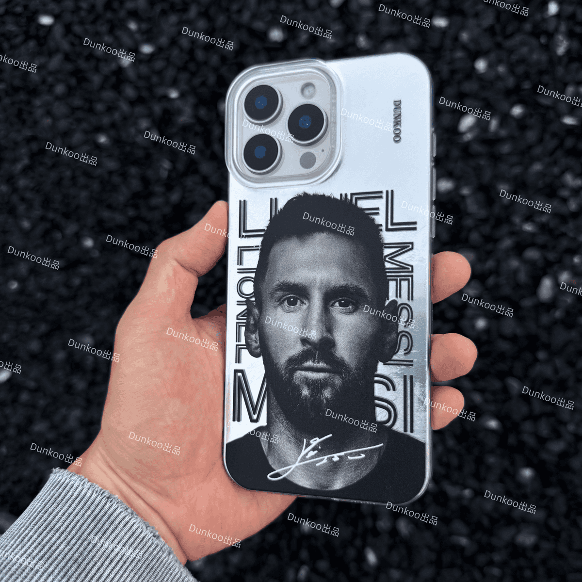 Lionel Messi – The GOAT iPhone Case